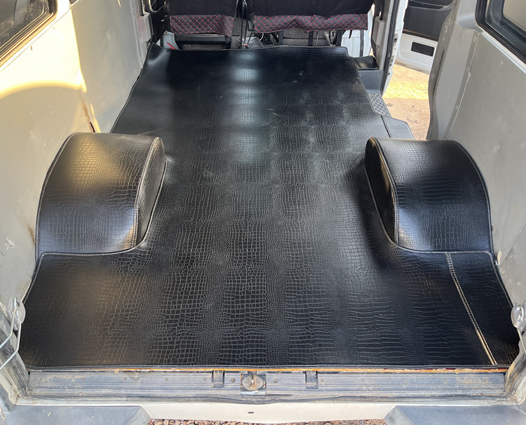 Nanjing Iveco Car Floor Mats 5 New Deyi Baodidu Ling Osheng 6 Sitting Floor Rubber Encyclopedia Surrounded Rear Modification