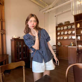 实拍~韩版复古设计感格子泡泡袖小众单排扣衬衫女短款上衣夏64391