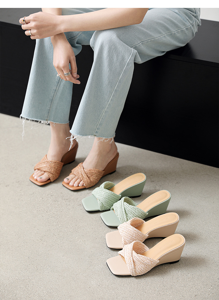 Sandal cao gót nữ quai chéo mũi vuông hở ngón, gót thô 6 cm — Cao gót màu trắng gạo 6 cm chi tiết 2