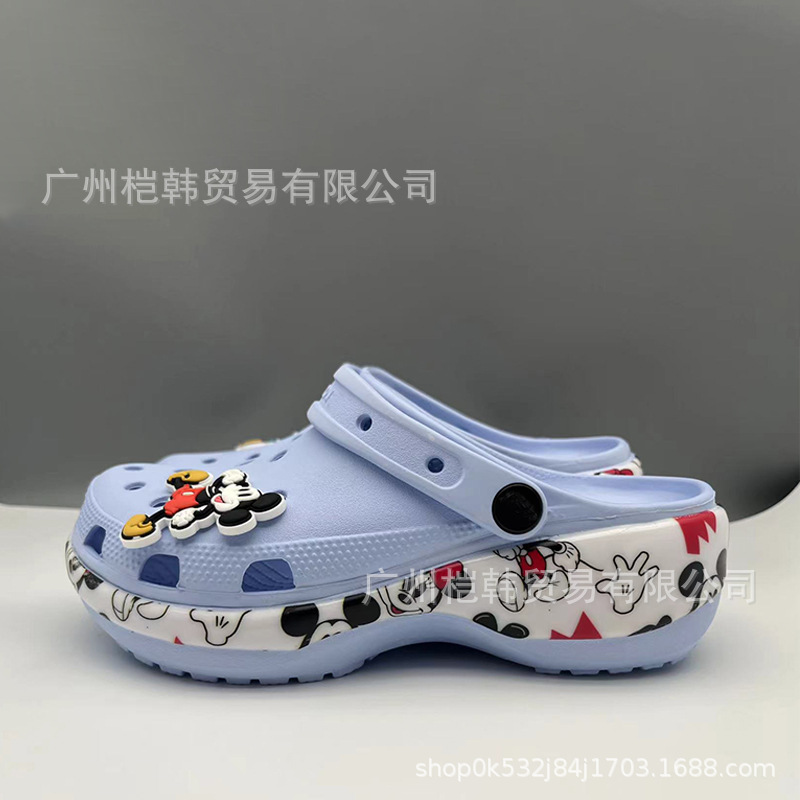 Cross Cloud Transfer / Smurfs / Winnie the Pooh Hole Shoes Mujeres Tacones Mejores Zapatos de playa al aire libre