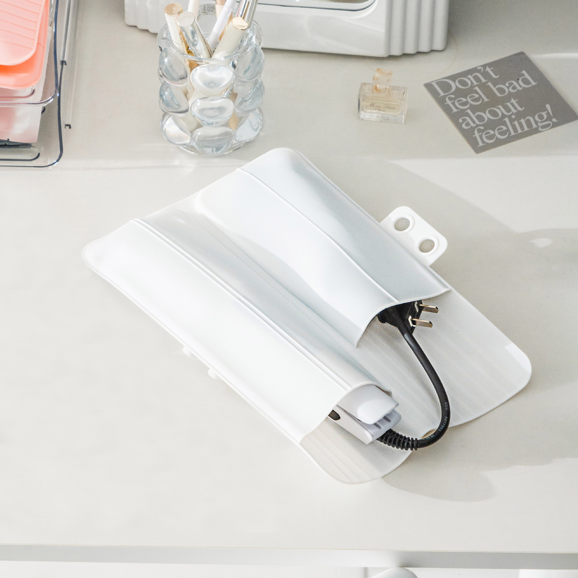 Barras de pelo rizado, bolsas de almacenamiento, clips de pelo recto, paquetes de aislamiento térmico, clips de tablero recto, fundas de protección turística, fabricantes de fundas portátiles de silicona al por mayor