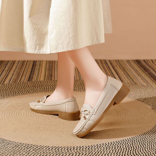 Mom's Shoes Spring Summer Autumn Women's Single Shoes Elder Soft Sole Lightweight Perforated Breathable Anti-Slip Comfortable Leather Shoes 8883 Durable