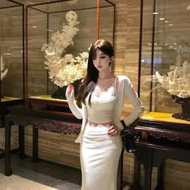 新品亚马逊欧美纯欲风叠穿巨好看套装女春秋新款开衫披肩小背心