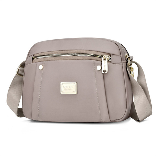  new nylon shoulder bag, versatile and fashionable, middle-aged ladies, mother’s crossbody bag, lightweight casual small bag for women