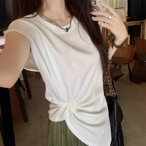 Fashionable suit for women with irregular design short-sleeved T-shirt 2025 summer high-waist wide-leg pants skirt two-piece set