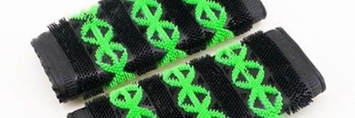 Motorcycle handlebar covers, suitable for electric vehicles, caterpillar design, non-slip rubber, thickened, waterproof, four-piece set, green, default option