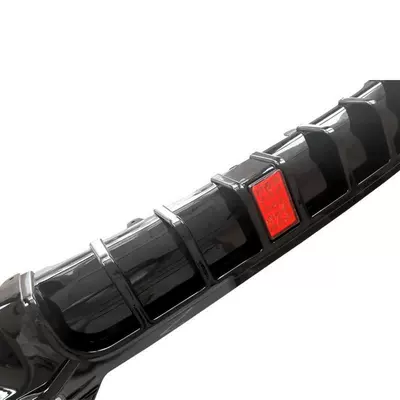 black, 2021 model, with lights and – Big Surrounded