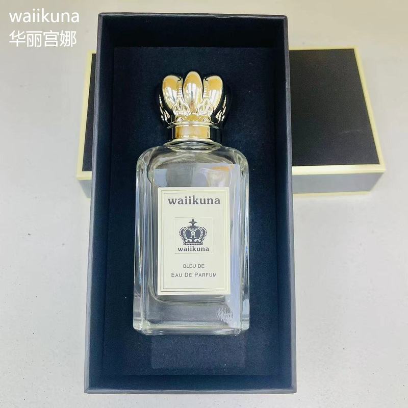 Gorgeous Palace Perfume No Man's Land. Rose Splendor Gardenia I Am Myself. Uncertain Moon Goddess