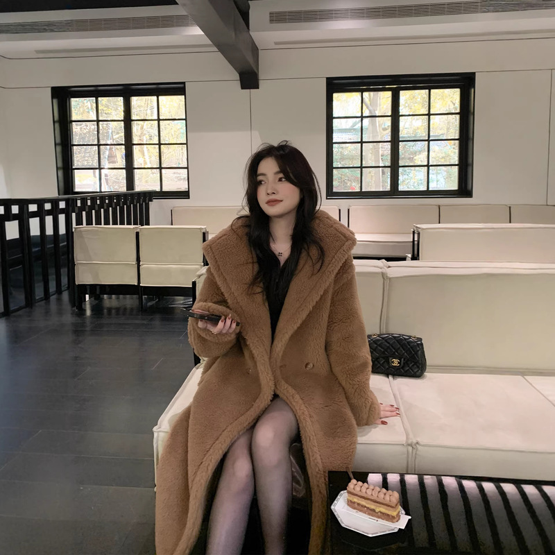 2025 Autumn and Winter New Style Teddy Bear Coat Mid-Length Alpaca Fur Coat for Women 2025 Autumn and Winter New Style Teddy Bear Coat Mid-Length Alpaca Fur Coat for Women