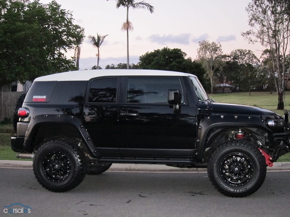 Suitable for Toyota FJ Cruiser widened wheel arches, ABS off-road modification wheel arches, FJ Cruiser pickup modification