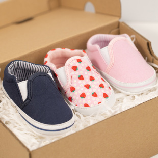 Spring and Autumn new 0-1 years old toddler shoes baby shoes baby shoes non-slip soft bottom loafers slip-on canvas shoes
