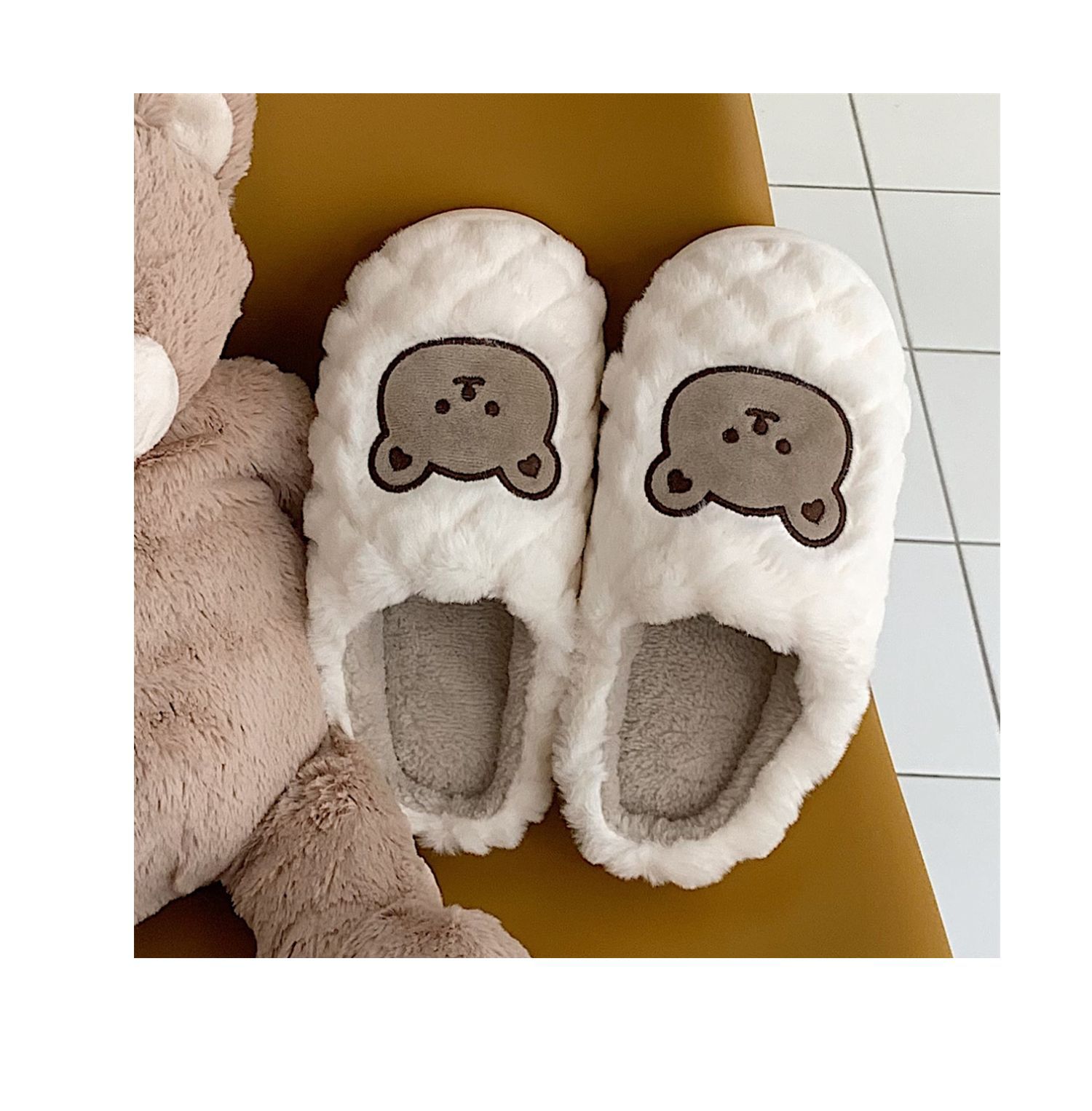 Women's Fashion Bear Round Toe Cotton Slippers display picture 4