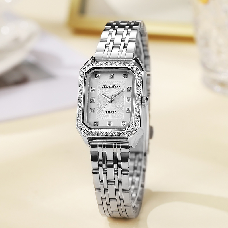 新款简约环钻女士手表金典简约时尚爆款方形钢带跨境外贸爆款批发