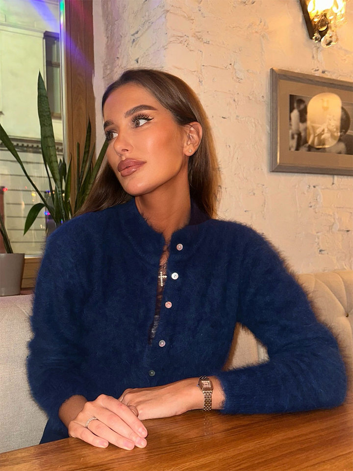Áo khoác cardigan len nữ dáng ôm cổ tròn tay dài một hàng cúc chất liệu lông mềm mại — Màu hồng, Màu trắng, Màu xám nhạt, Xanh đậm chi tiết 34