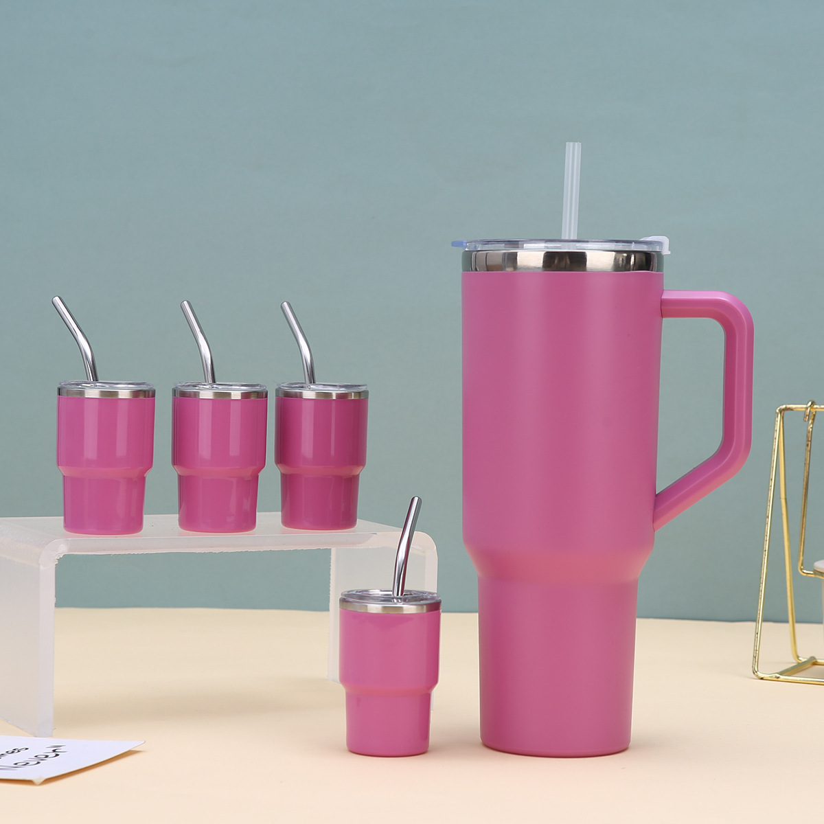 Nuevo conjunto de cinco piezas de acero exterior de plástico 40oz taza de hielo de gran capacidad taza de paja de color sólido taza de mango portátil