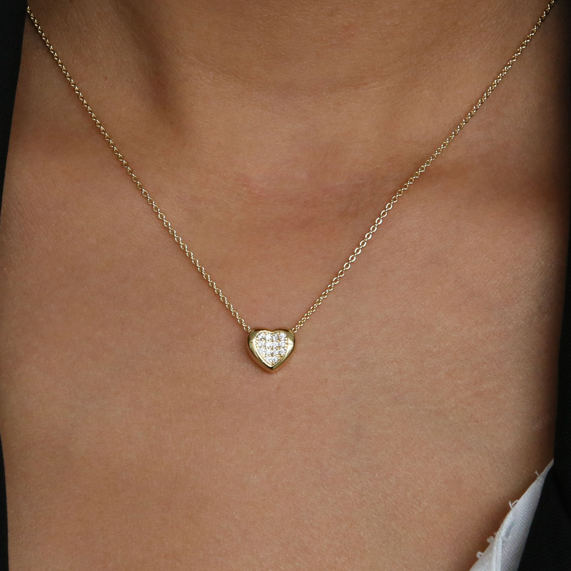 Brass Plating Heart Shape Pendant Necklace display picture 1
