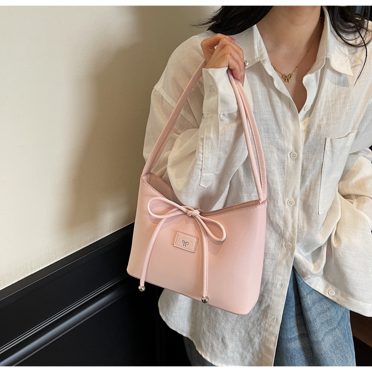 Women's fashion bucket bag 2025 new retro handbag, bow single-shoulder bag, solid color versatile underarm bag undefined