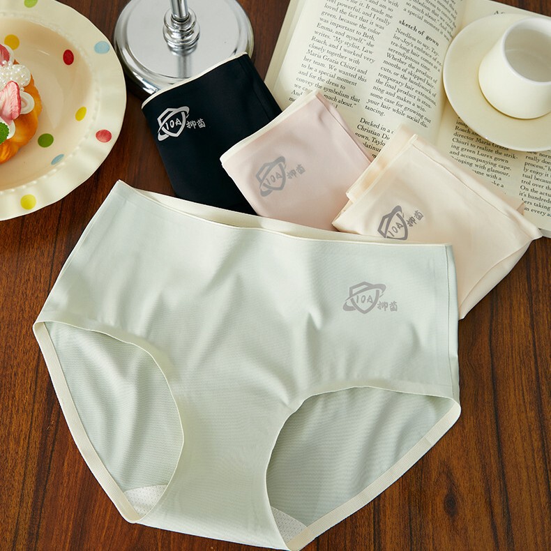 10A Grade Traceless Antibacterial Silk Moisture-Absorbent Underwear Without Arm Clamping Women's Yoga Sports Mid-Waist Briefs