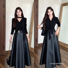 大码秋冬穿搭一整套黑色套装大方得体减龄半身皮裙两件套女上衣