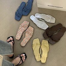 ins�r���yɫ���Ϻ�ɫ��Ь���⴩�����Ϸ�ʽ�͹���ŮС��Ů���Ь