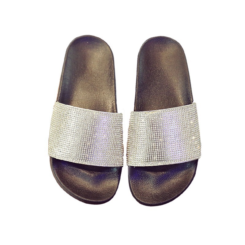 Zapatillas al aire libre para mujeres zapatillas frías de fondo plano para usar sandalias de diamante de playa al por mayor de parejas transfronterizas