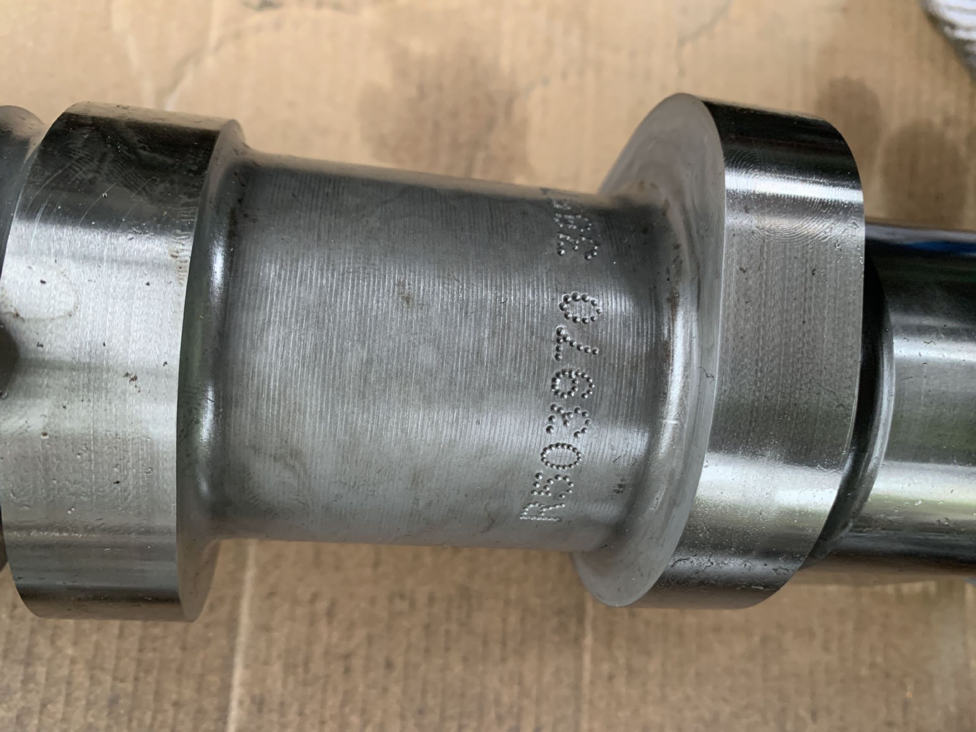 供应新疆采棉机6125柴汪发动机拆车件凸轮轴R503970