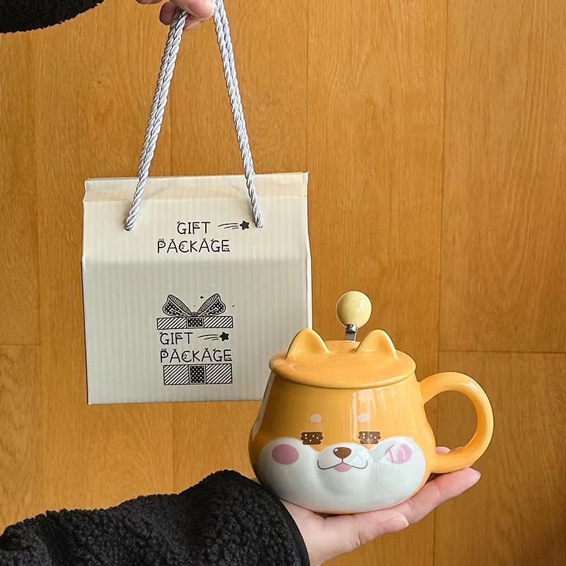 2024 Taza Shiba Inu creativa y linda con tapa, cuchara, taza de cerámica para el hogar de alto valor, taza de agua para parejas, regalo de mano