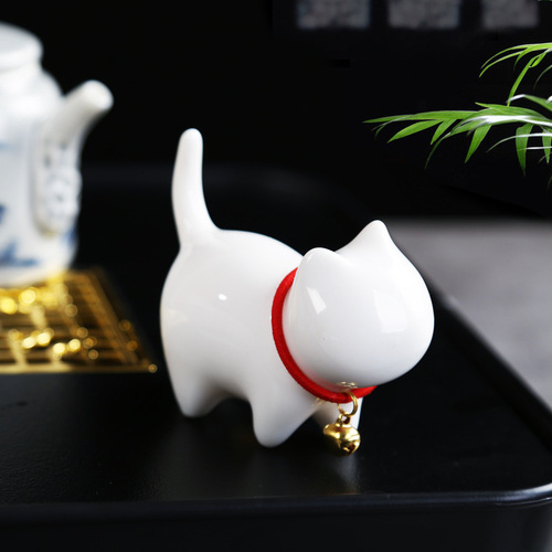 White Porcelain Cute Cat Tea Pet Small Decorative Piece Gongfu Tea Set Accessory Japanese Minimalist Zen Style Landscape Good Luck Ornament