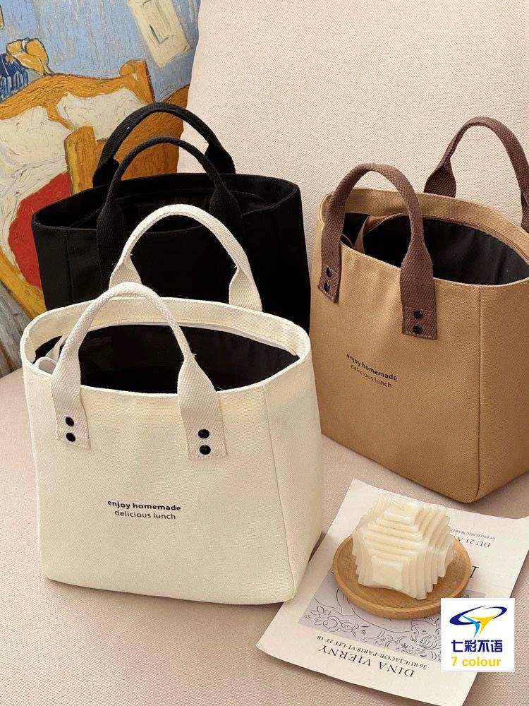 Lunch box bag, special bag, large-capacity letter single-shoulder handbag, niche design, retro and laid-back style handbag for going out full figure