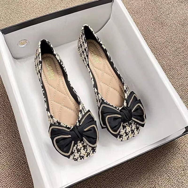 Новые туфли в китайском стиле, туфли-балетки, новая модель 2025 года, туфли с бантом, неглубокий квадратный носок, мягкая подошва, легкие.