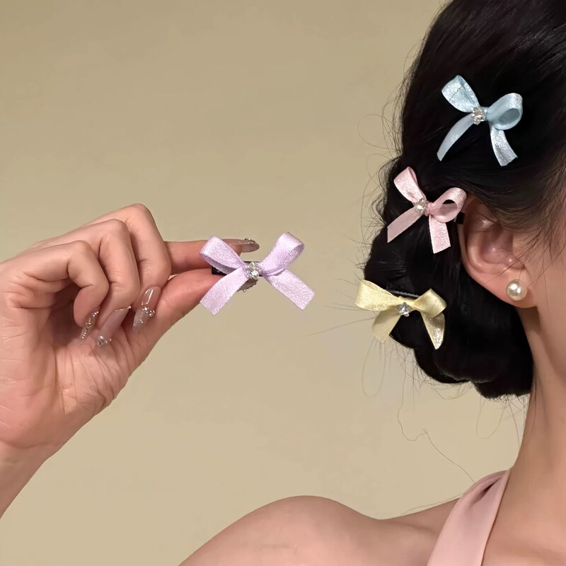 【Macaron】2026 New Dopamine-Colored Bow Hair Clip with a Sweet Vibe Side Hairpin 【Macaron】2026 New Dopamine-Colored Bow Hair Clip with a Sweet Vibe Side Hairpin