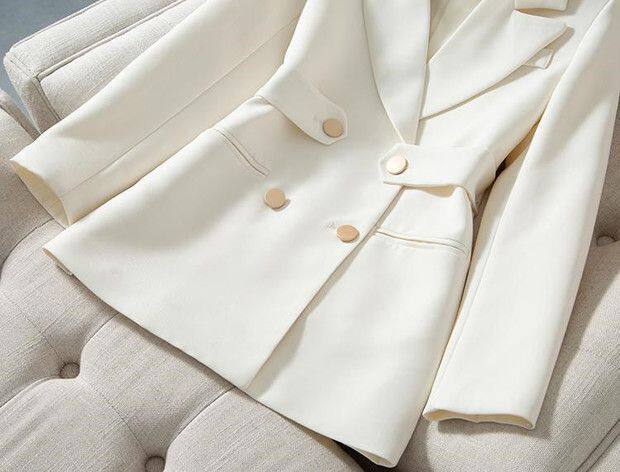 Áo blazer nữ dáng eo dài vừa, tay dài, đệm vai, cổ vest, phong cách thanh lịch — Màu trắng nhạt, màu đen, trắng, Bông mùa đông màu trắng nhạt chi tiết 13