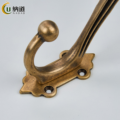 Wholesale brass hardware upper and lower coat hooks, Chinese style solid coat hooks, solid wood hooks, entrance hall retro coat hooks