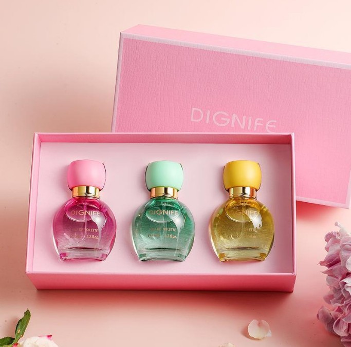Transfronterizos directos para mujeres perfume caja de regalo set de agua libre pato negro revertido set de perfume parisino tres piezas al por mayor
