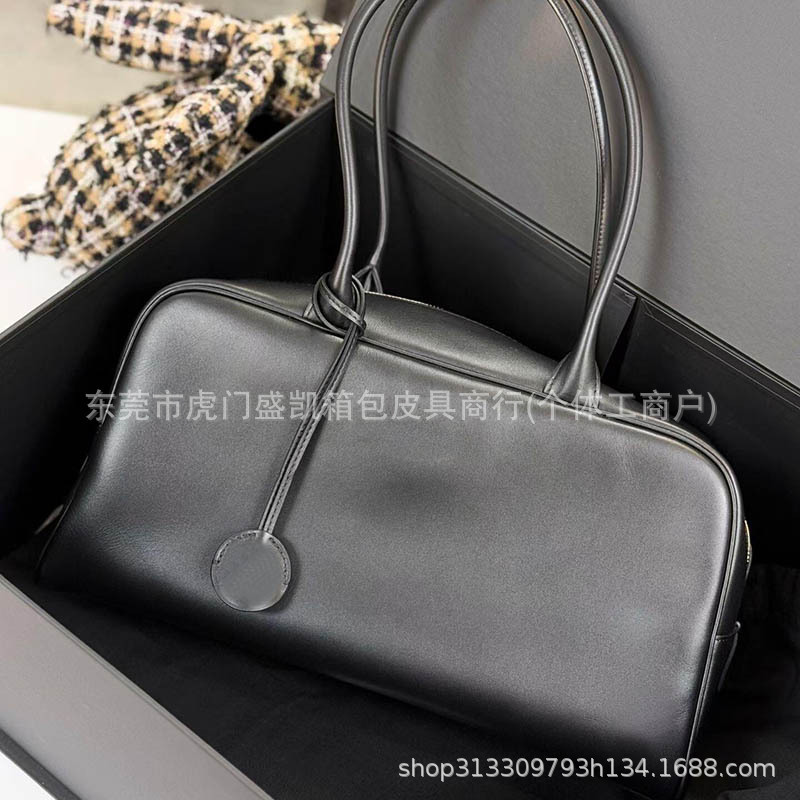 26S New Boston Bowling Bag Large Capacity Handbag Shoulder Crossbody Bag Underarm Bag High-end Commuting Women's Bag 26S New Boston Bowling Bag Large Capacity Handbag Shoulder Crossbody Bag Underarm Bag High-end Commuting Women's Bag