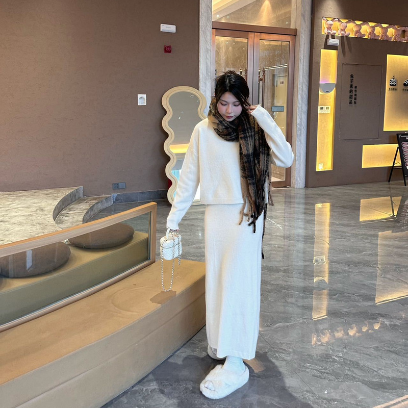 高级感慵懒针织套装裙女2025秋冬新款温柔风时尚毛衣半身裙两件套|undefined