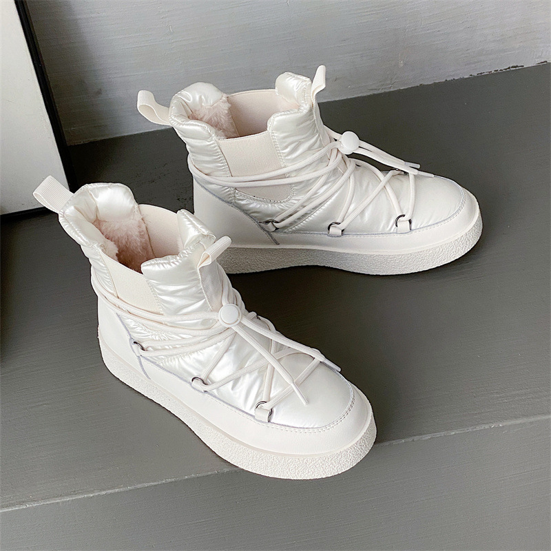 Botas de nieve de tela de paraguas de moda de invierno para mujer 2024 nuevas botas de cuero chel para mujer Zapatos de algodón de nieve de chimenea coreana para mujer