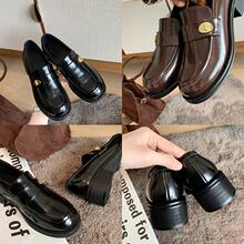 �F؛~�ָ���׸�ЬŮ2025�����¿��ɫ�A�^��ɫС����СƤЬ��Ь