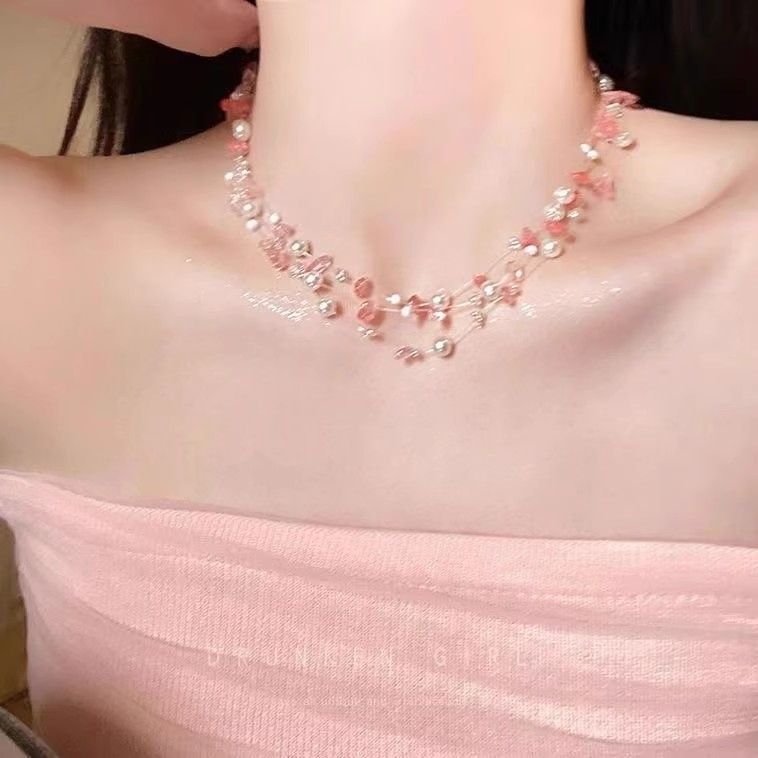 Collar con colgante de cuentas de estrella de color de verano, dulce femenino, pequeña cadena de clavícula fresca, estilo de vacaciones, collar de todo fósforo de nicho