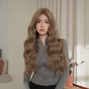 Long Curly Wig for Women with Middle Parting, Milk Tea Brown Egg Roll Synthetic Fiber Full Wig, Internet Celebrity Full Wig