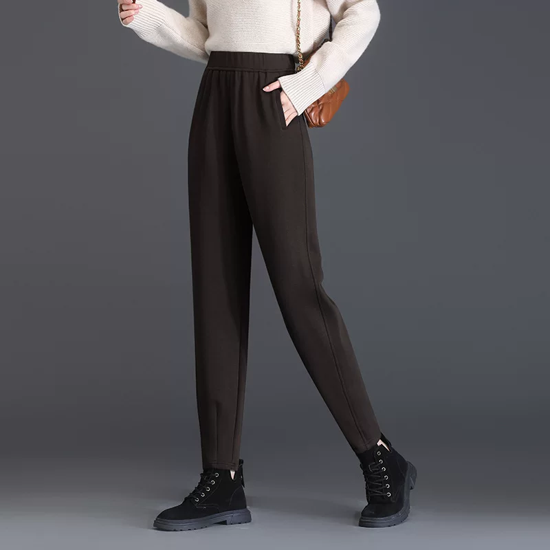 Autumn warm coffee trousers for leisure, fitted, loose fit, high waist