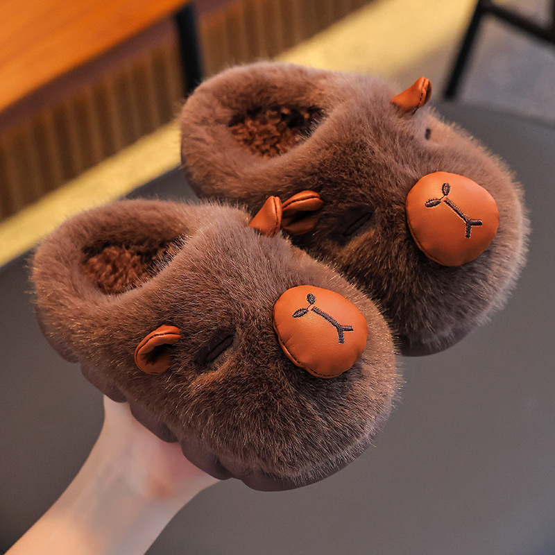 Zapatillas de algodón para niños de otoño y invierno Capibara, niños y niñas, calentamiento y pelusa para niños mayores, zapatos de algodón para niños en casa