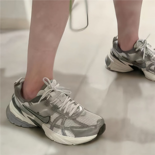����Ь2026�¿ԭ��ŮV2K Run���y���m���e���͸���ϵ�Ь�͎�