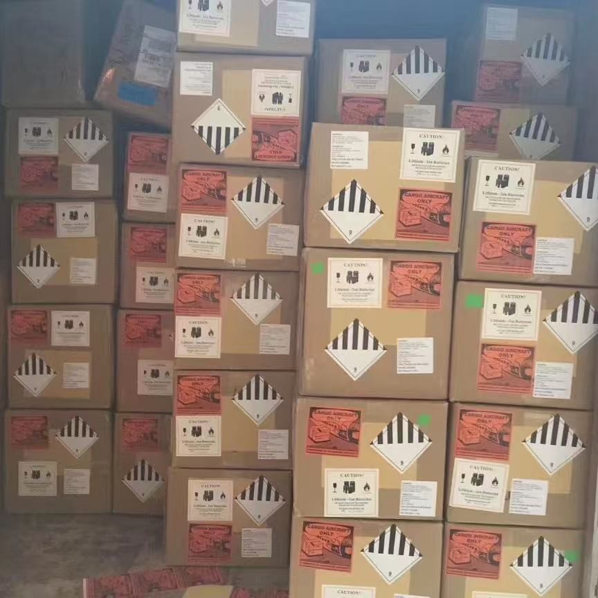 正规出口纯电池移动电源DG货件到全球DHL UPS 专线，有超功率线路