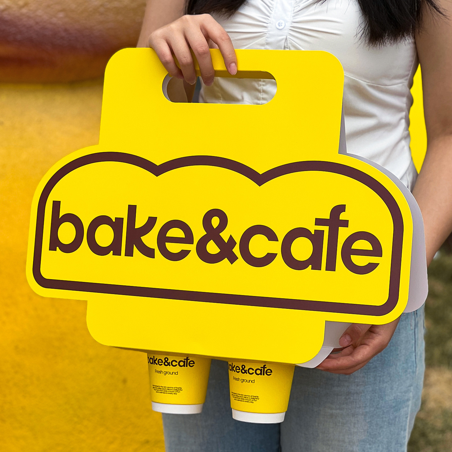 网红外带咖啡杯提定制一次性冷饮杯套奶茶杯商用单双打包手提纸托