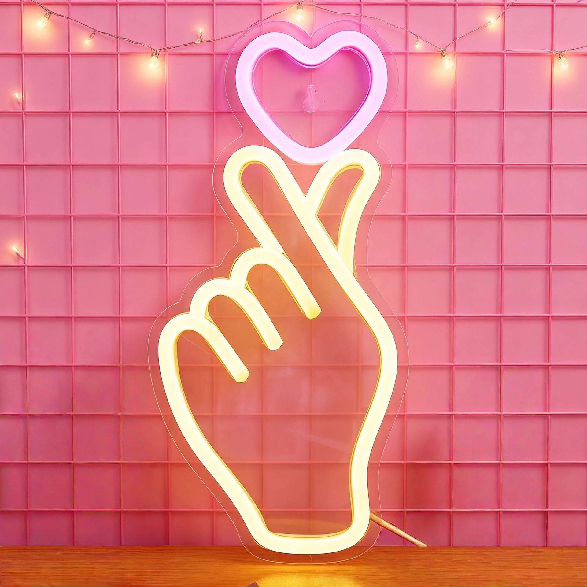跨境爱心手势霓虹灯比心造型led装饰灯房间装饰彩灯派对聚会墙饰