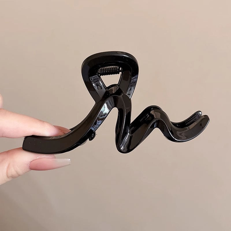 De alta calidad de felpa marrón horquilla hacia atrás cabeza clip de pelo tocado femenino otoño e invierno Gran Tiburón peludo horquilla