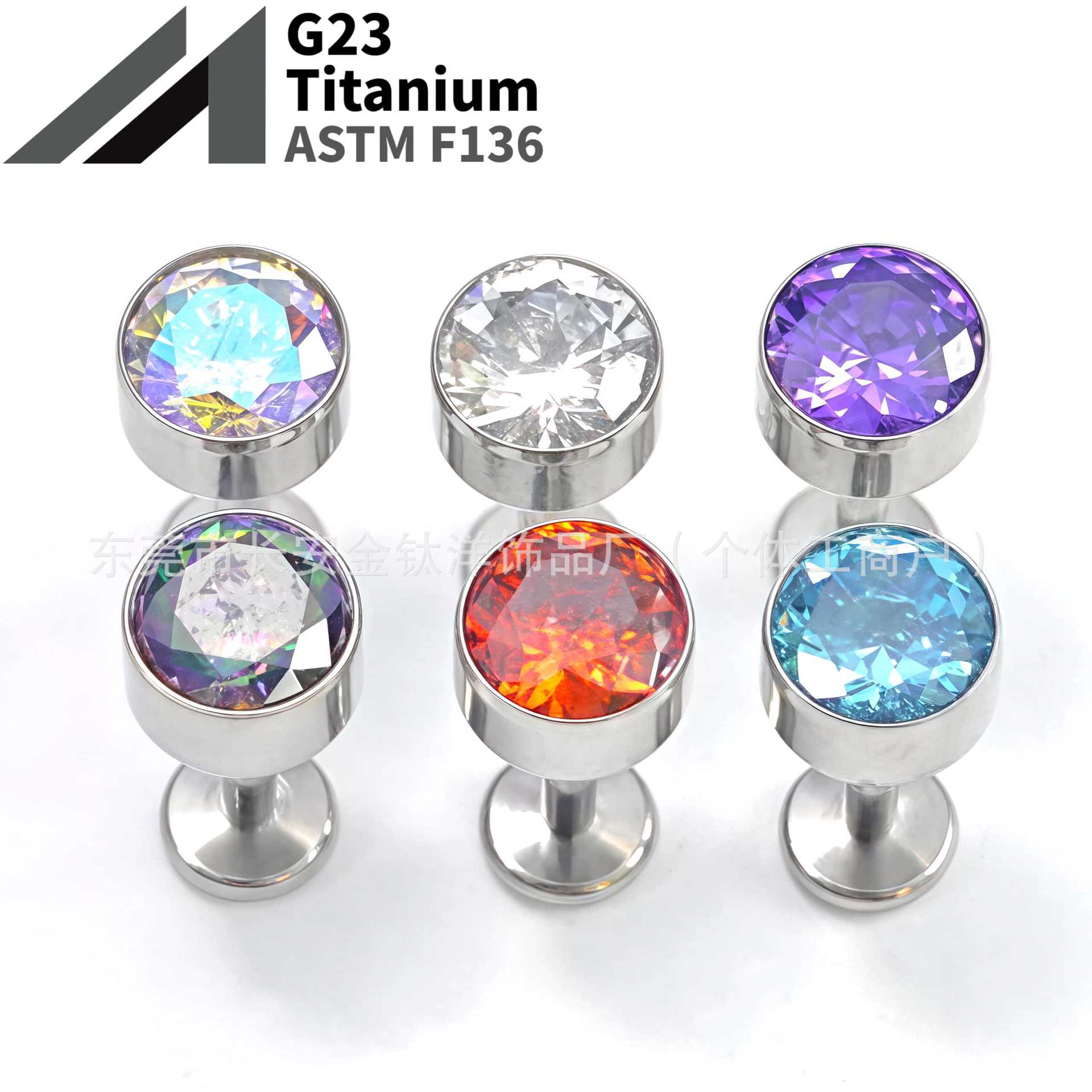16G labret stud size and finish detail