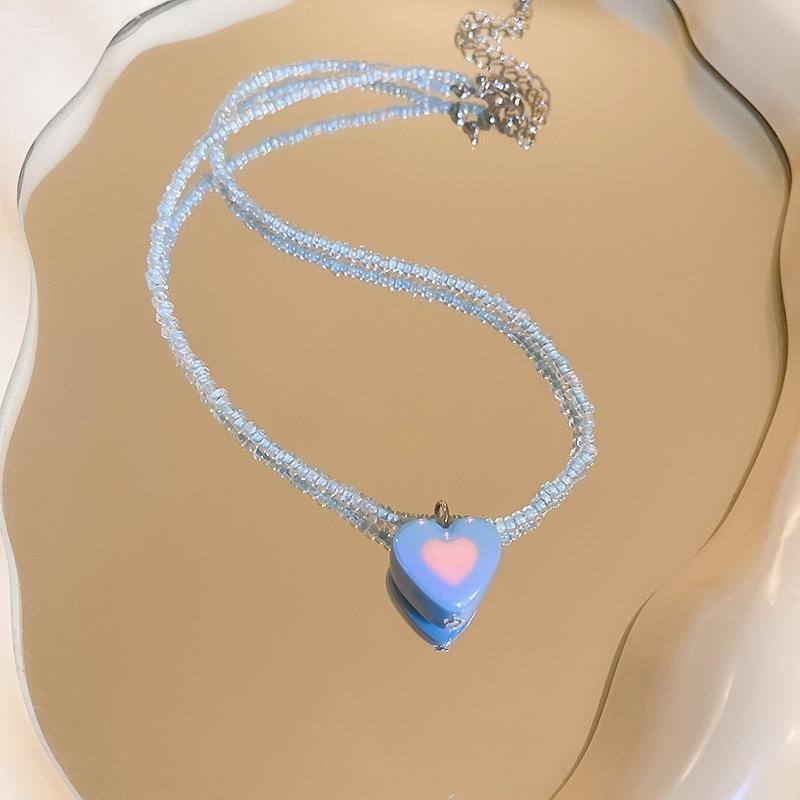 Sweet Heart Shape Beaded Resin Women's Pendant Necklace display picture 3