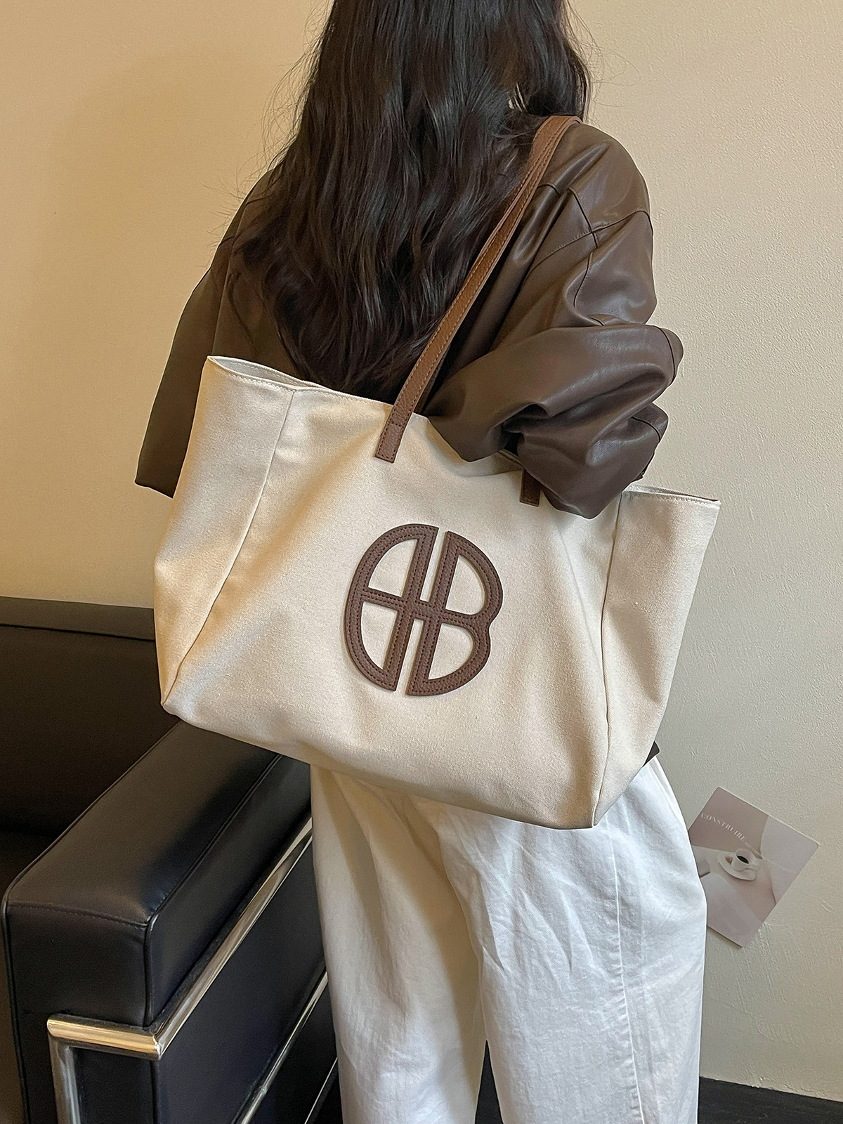 Bolsas axilales transfronterizas de gran capacidad para mujeres 2026 verano nuevo retro simple mochila de hombro de viaje bolsa de ocio